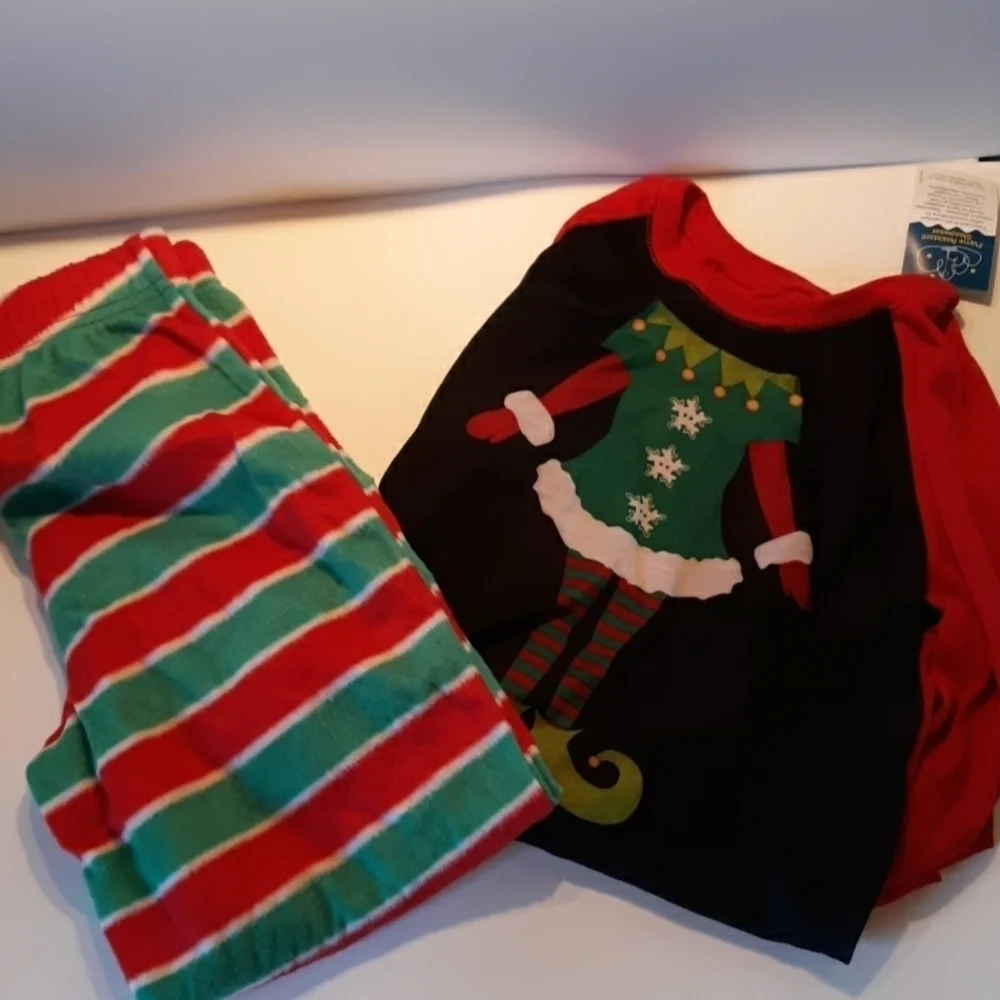 Holiday Traditions 7/8 flame resistant Christmas